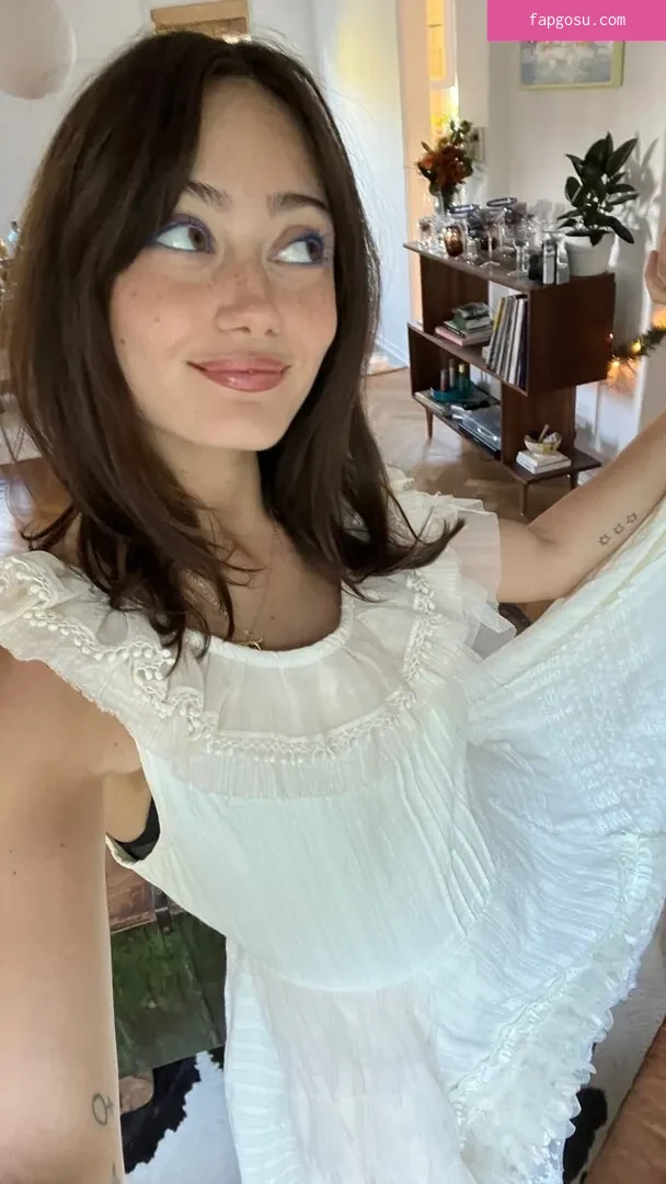 Ella Purnell