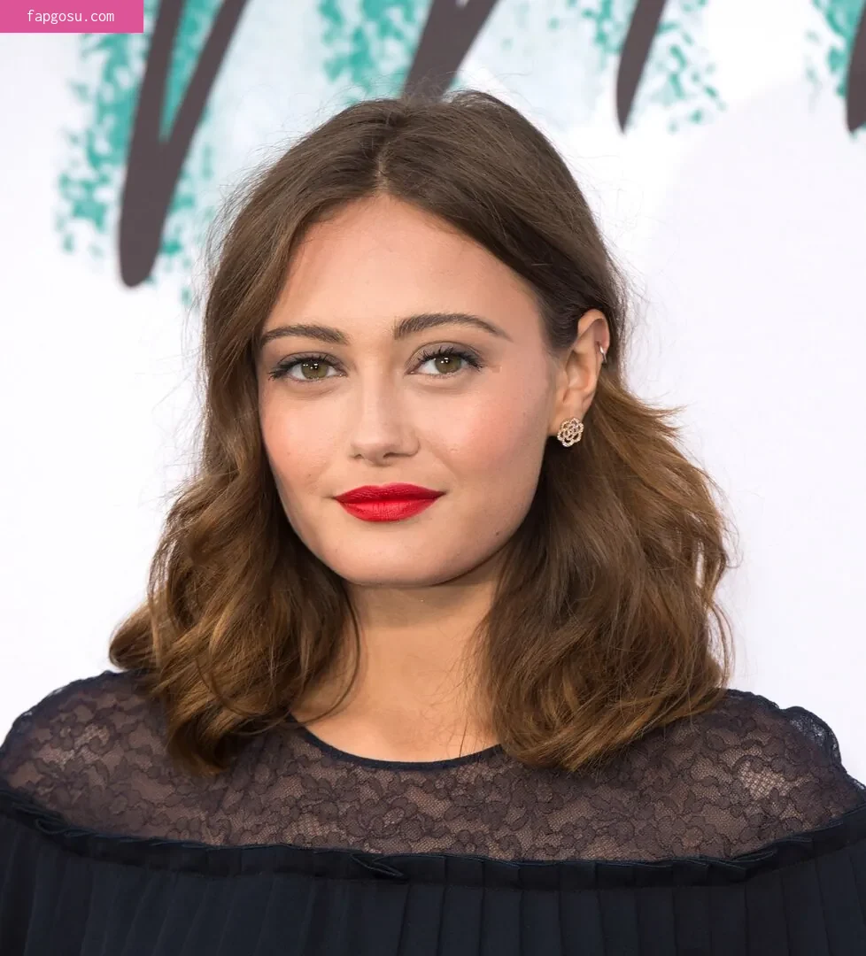 Ella Purnell