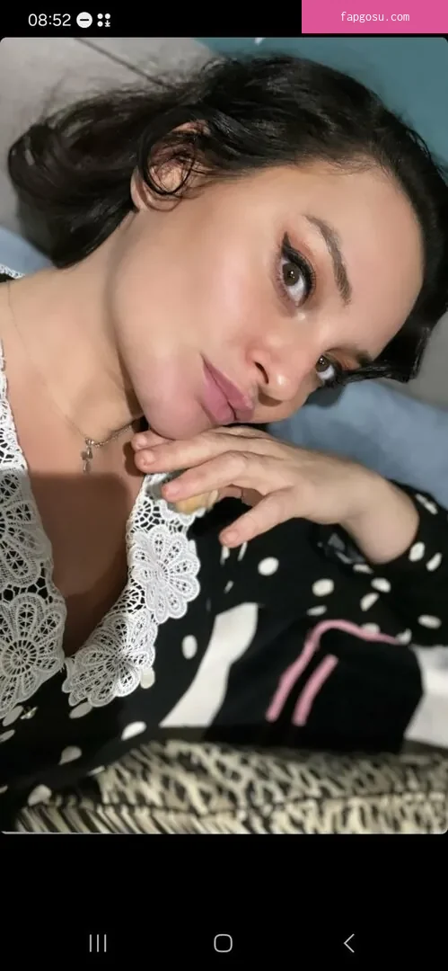 Gizzi Erskine