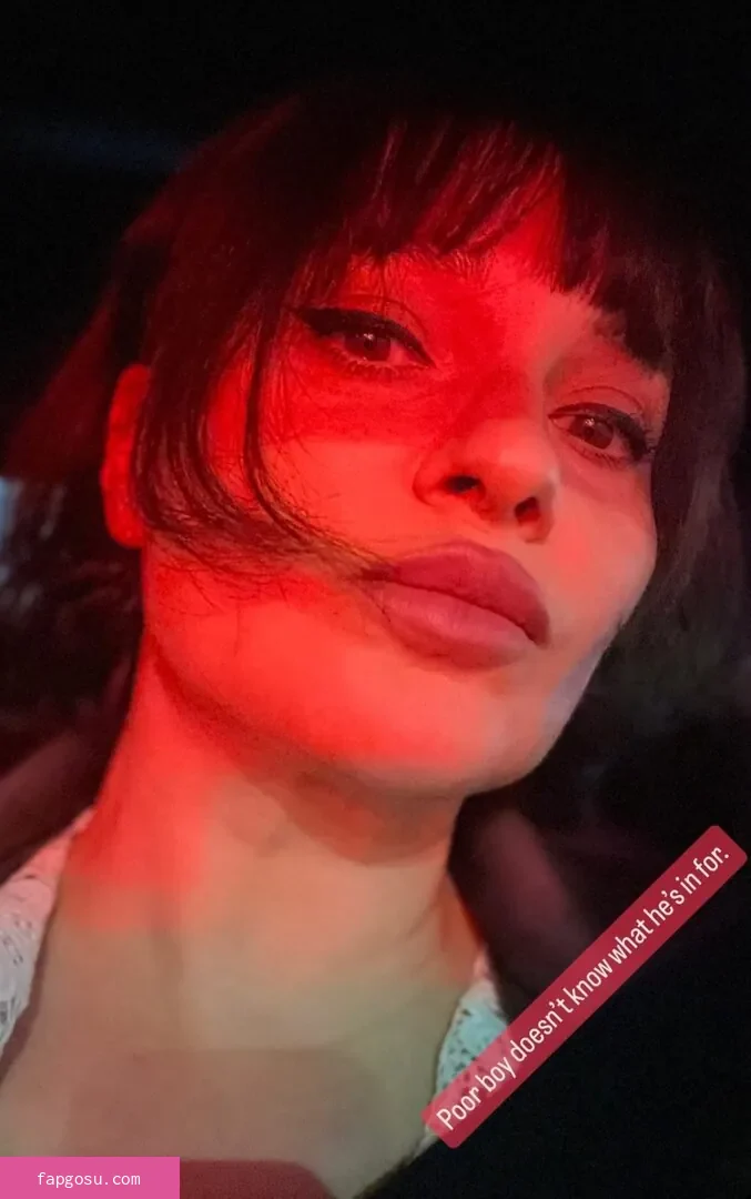 Gizzi Erskine