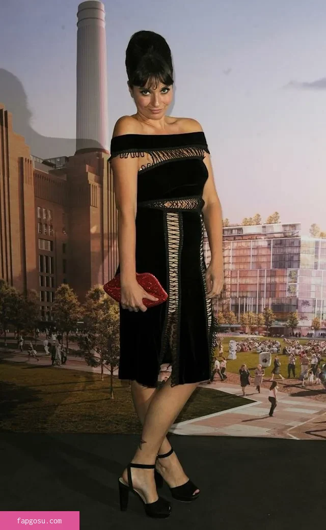 Gizzi Erskine