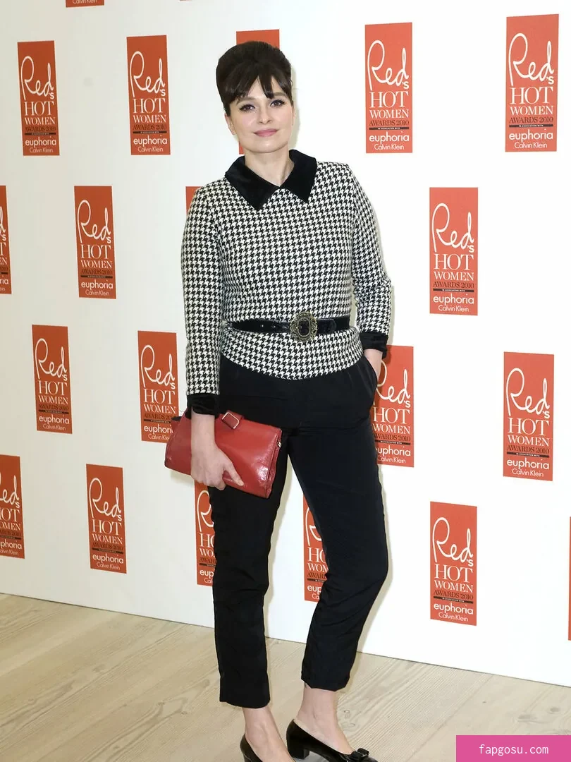 Gizzi Erskine