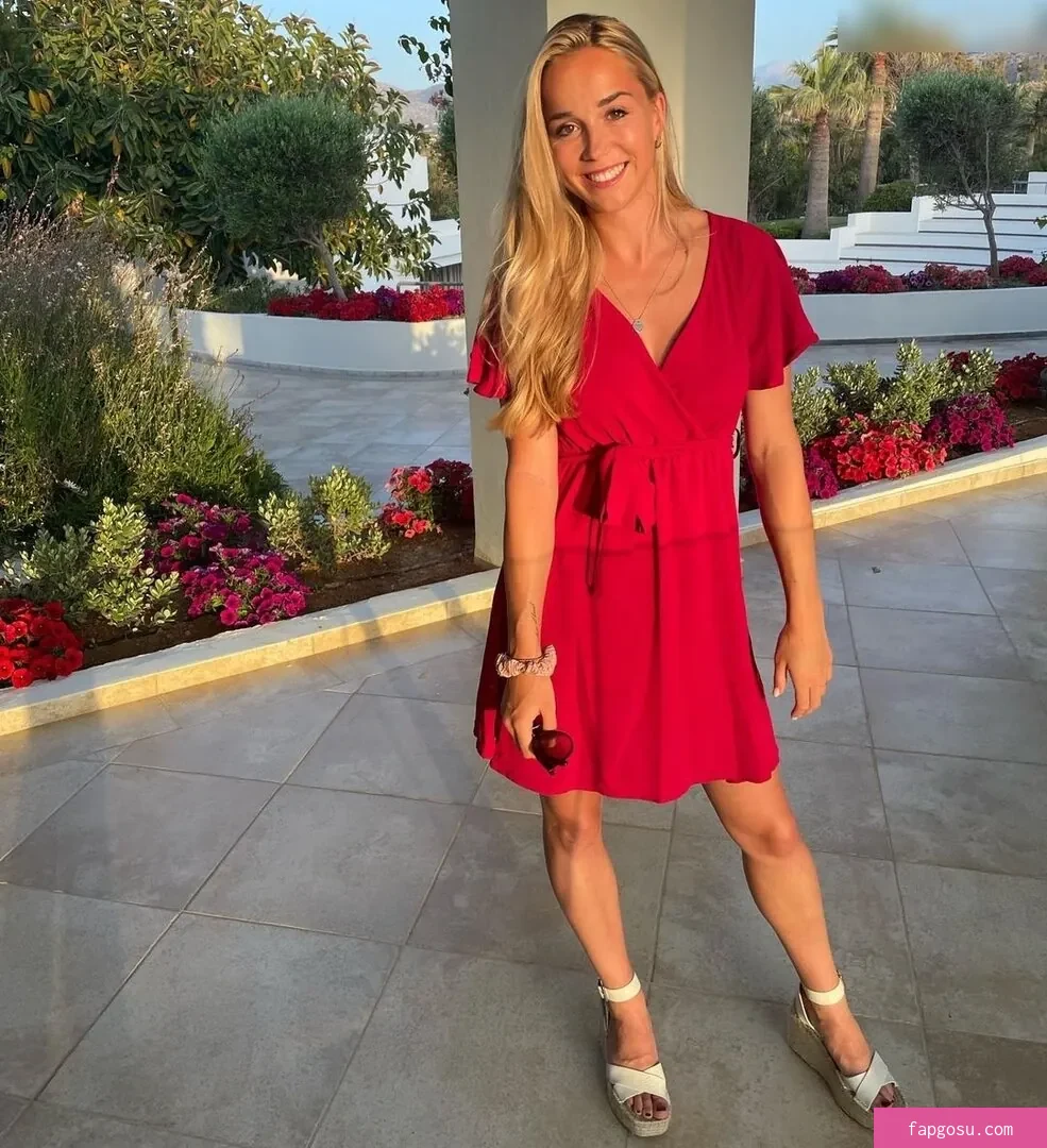 Giulia Gwinn - Photo #47