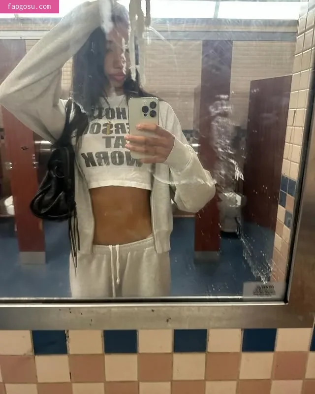 Golden - goldennxoxoo