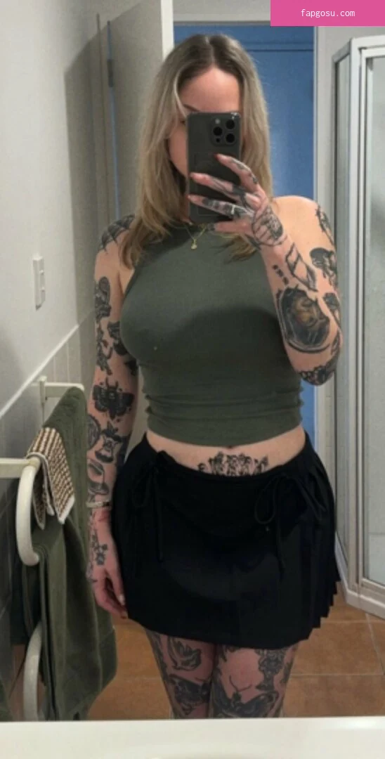 Goth Queen