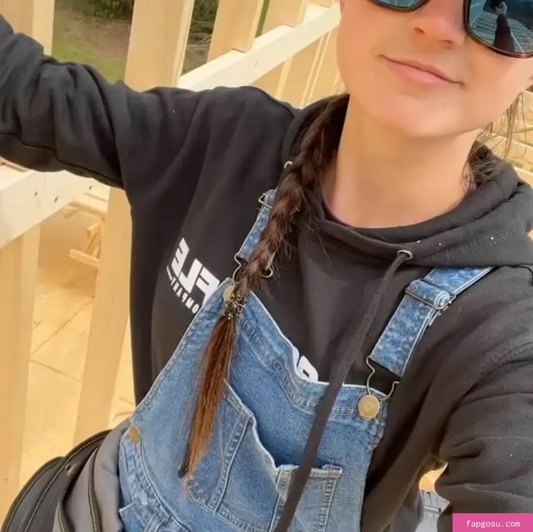 Hannah Barron