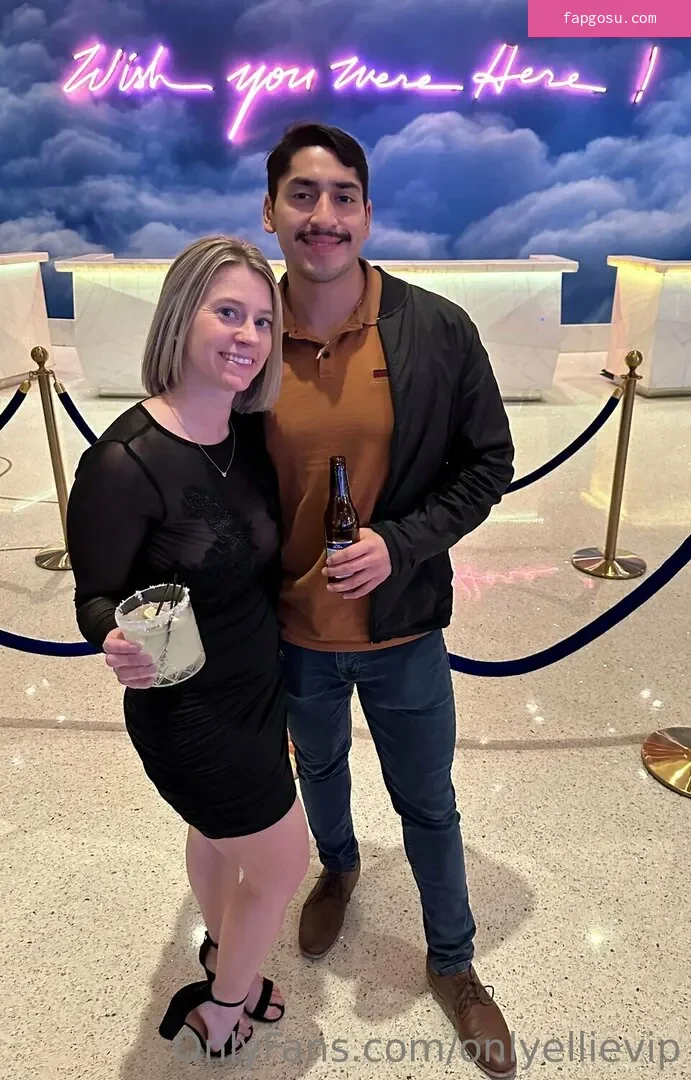 Hotwife_ellie