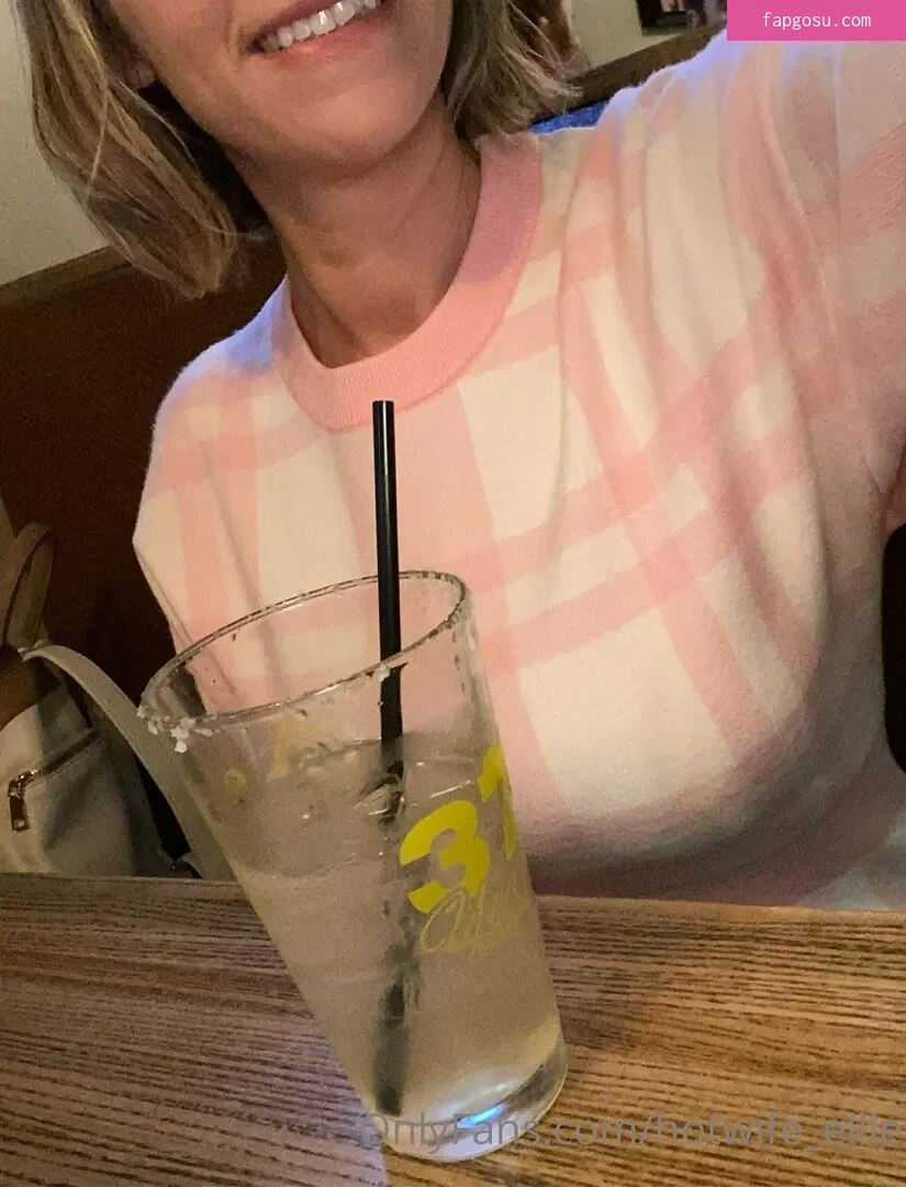 Hotwife_ellie
