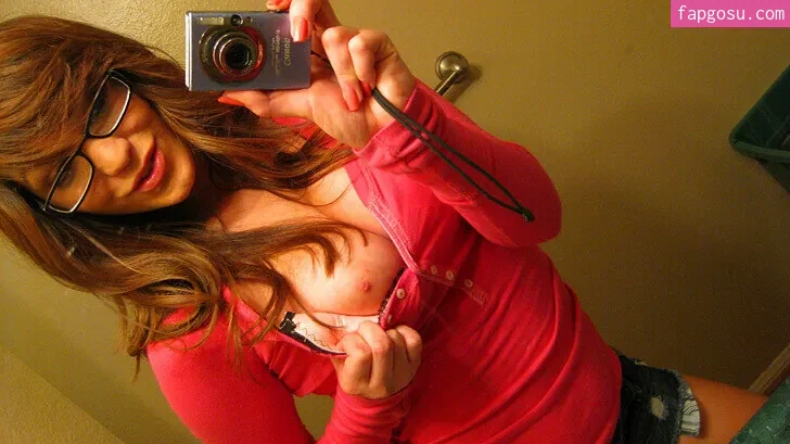 Holly Michaels