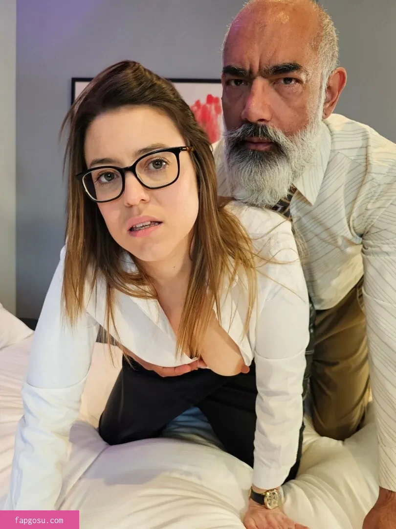 Innocenthotwifexxx
