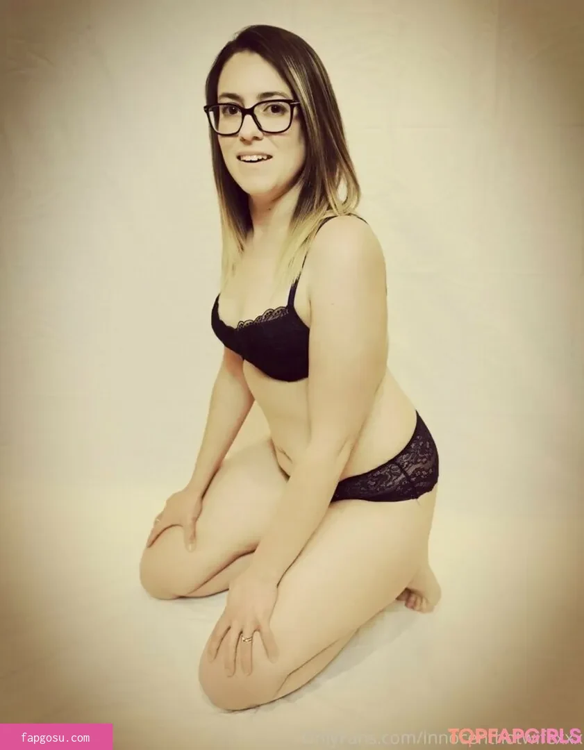 Innocenthotwifexxx