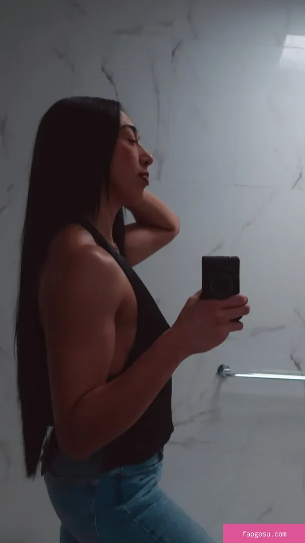 Indi Hartwell