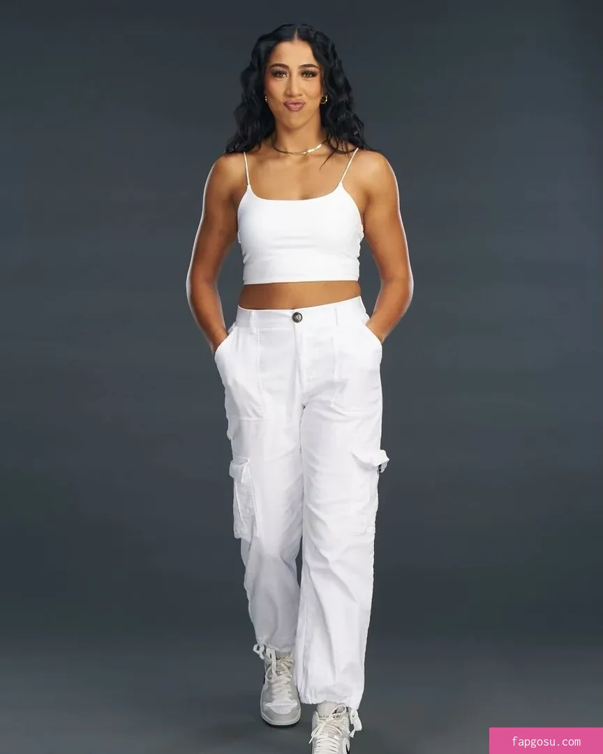 Indi Hartwell