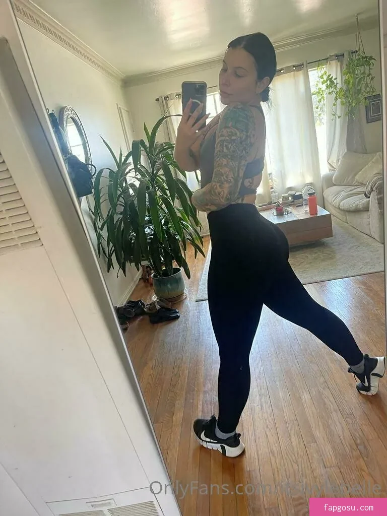 Ivy Lebelle