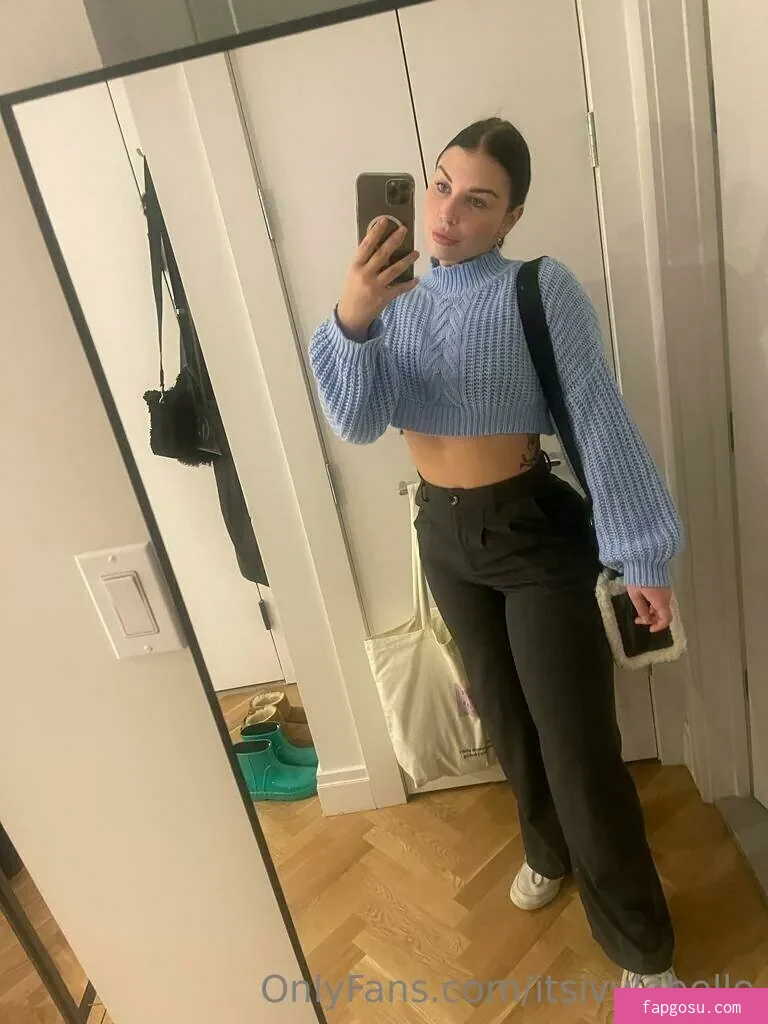 Ivy Lebelle
