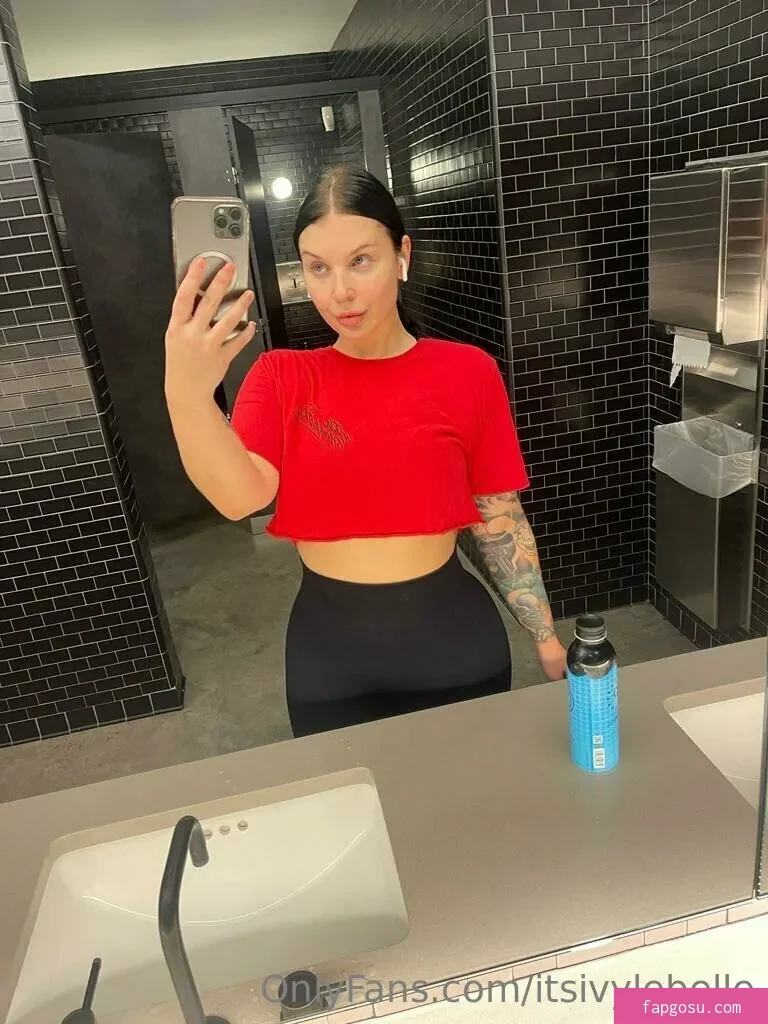 Ivy Lebelle