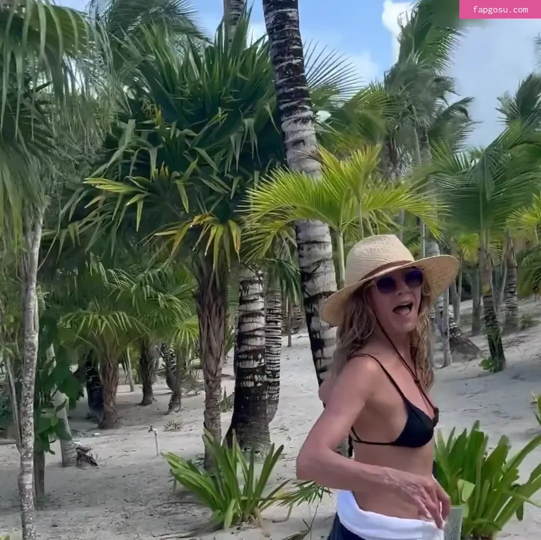 Jennifer Aniston