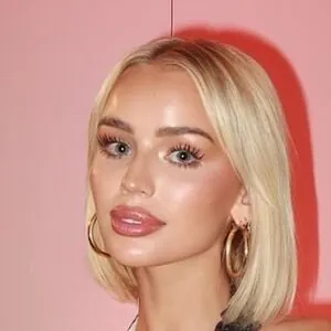 Julia Cavanagh