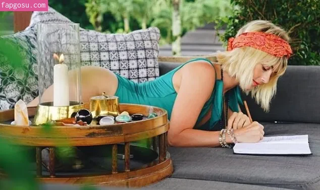 Julianne Hough