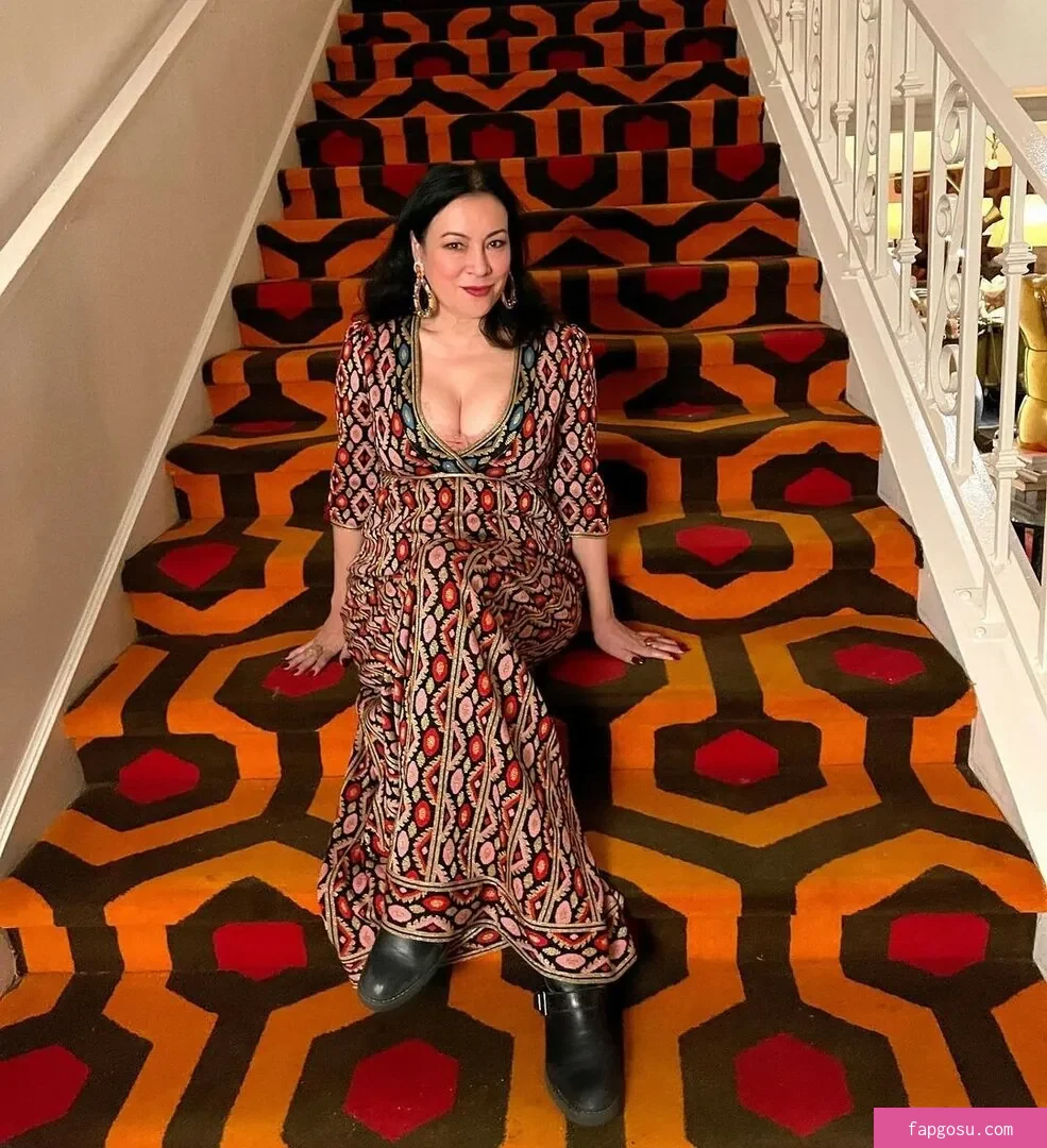 Jennifer Tilly