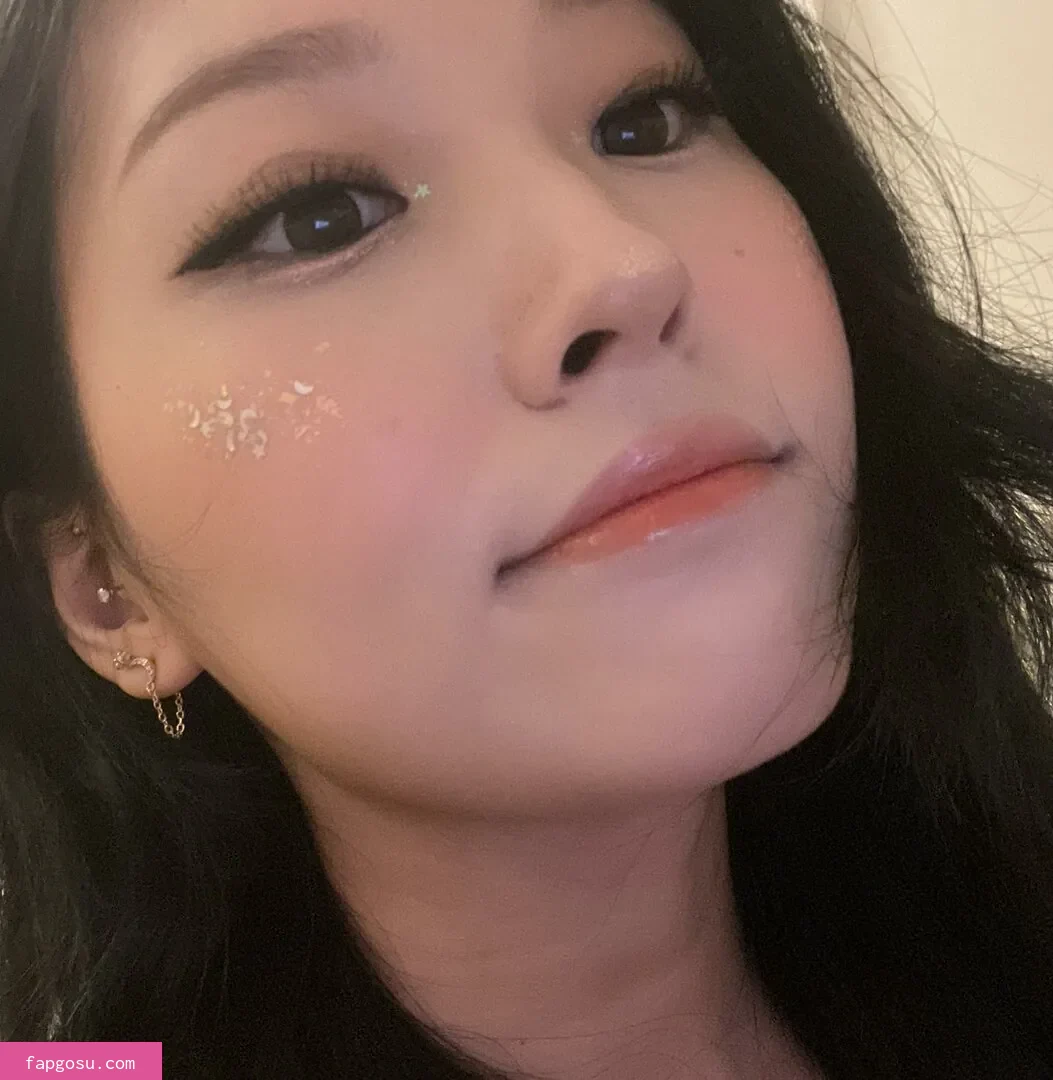 Kang Hee Yoon