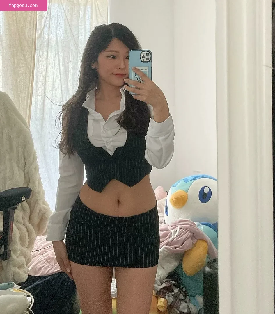 Kang Hee Yoon