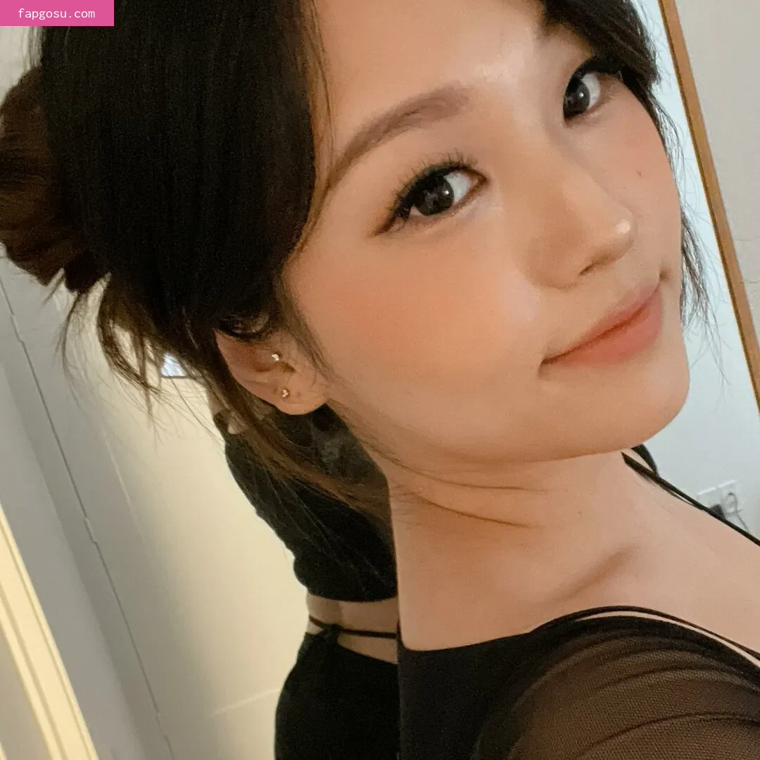Kang Hee Yoon