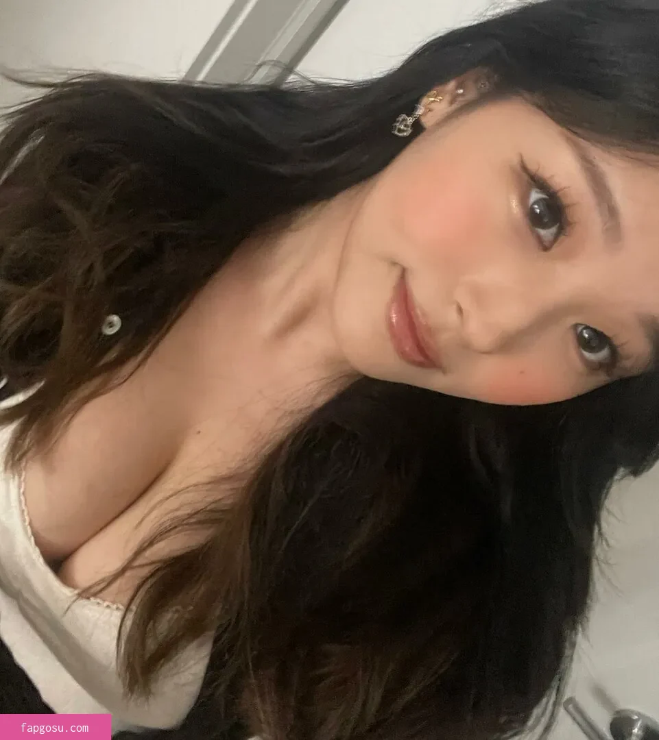 Kang Hee Yoon