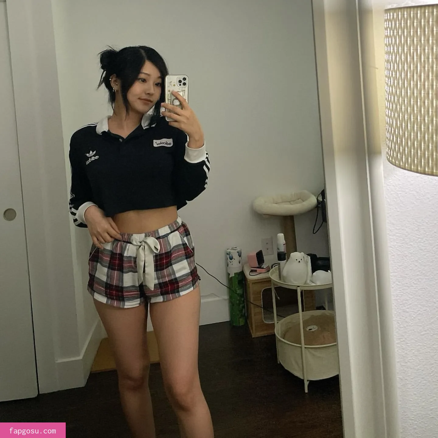 Kang Hee Yoon