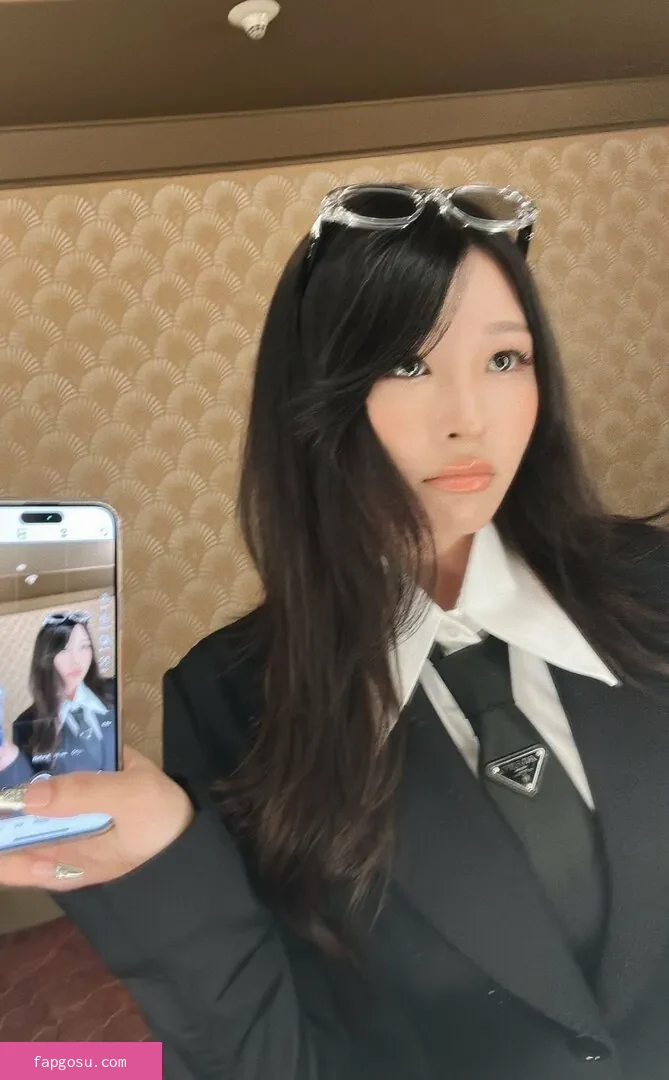 Kang Hee Yoon