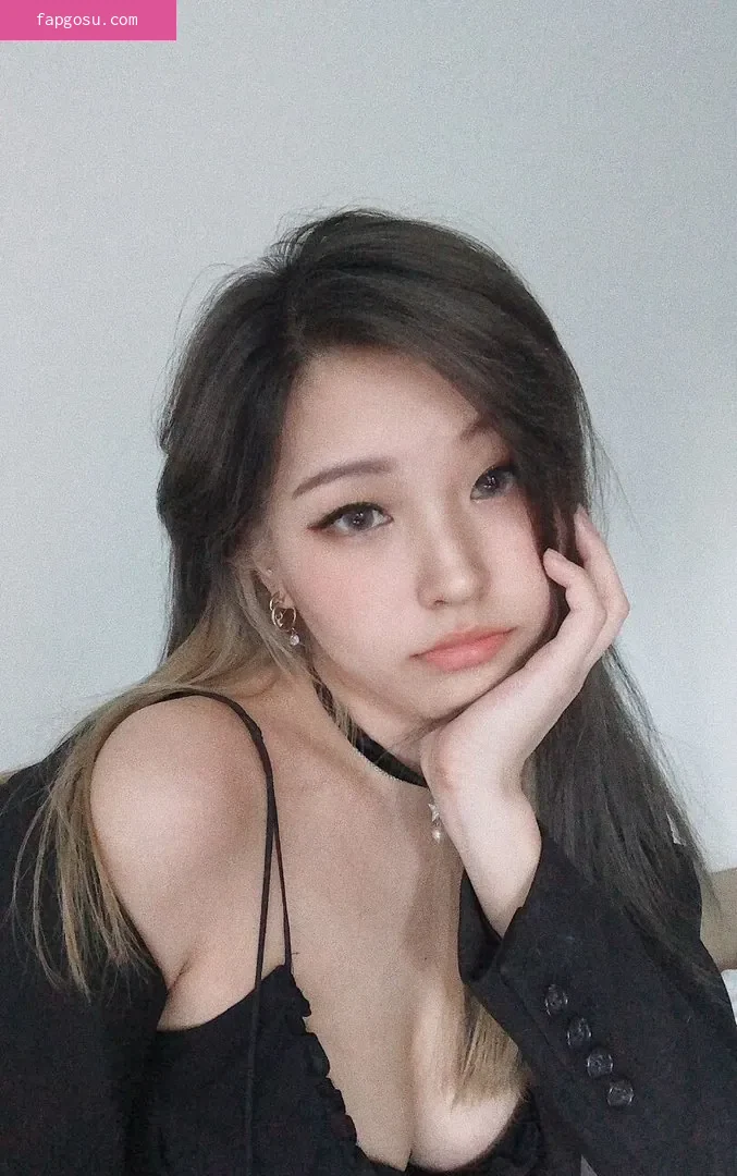 Kang Hee Yoon