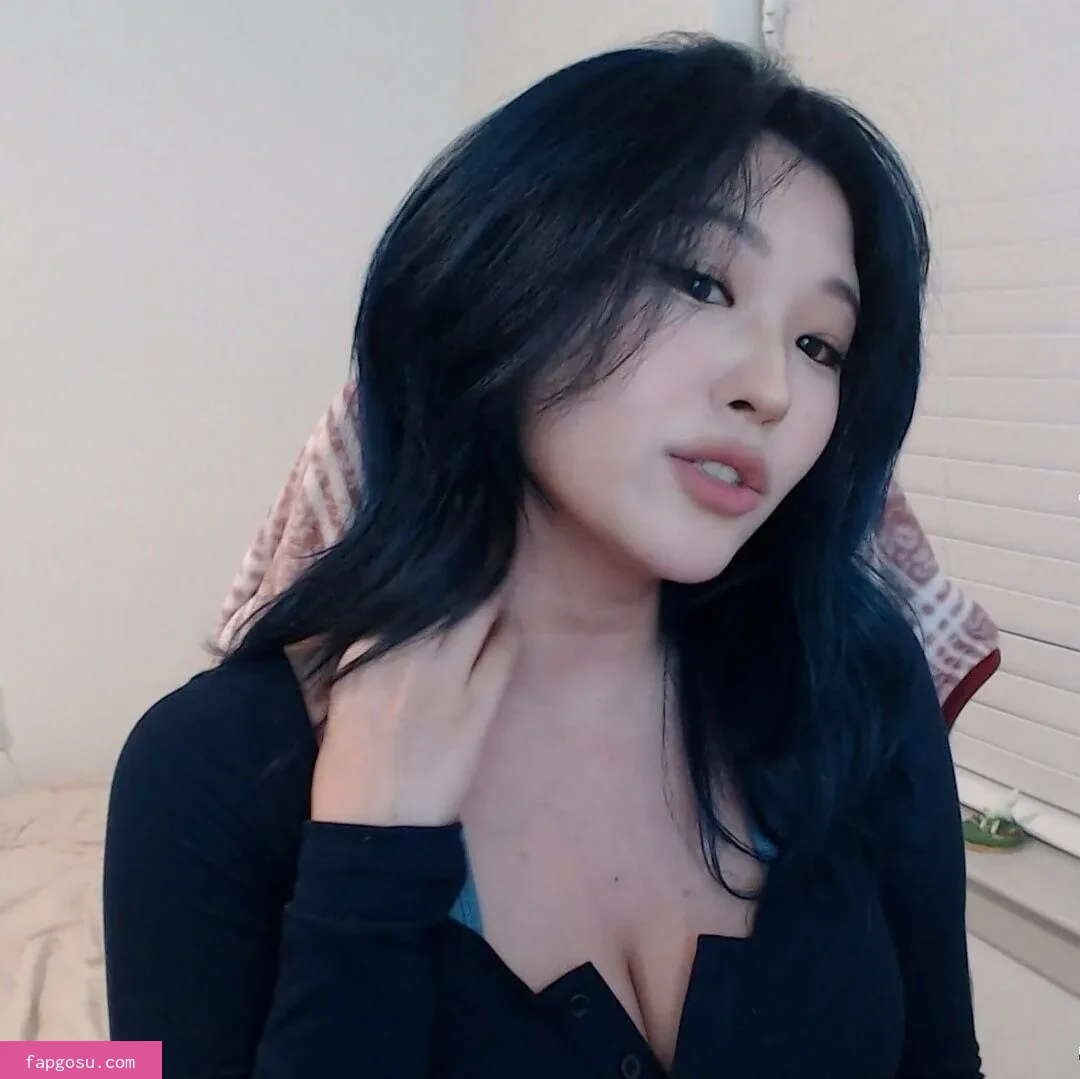 Kang Hee Yoon