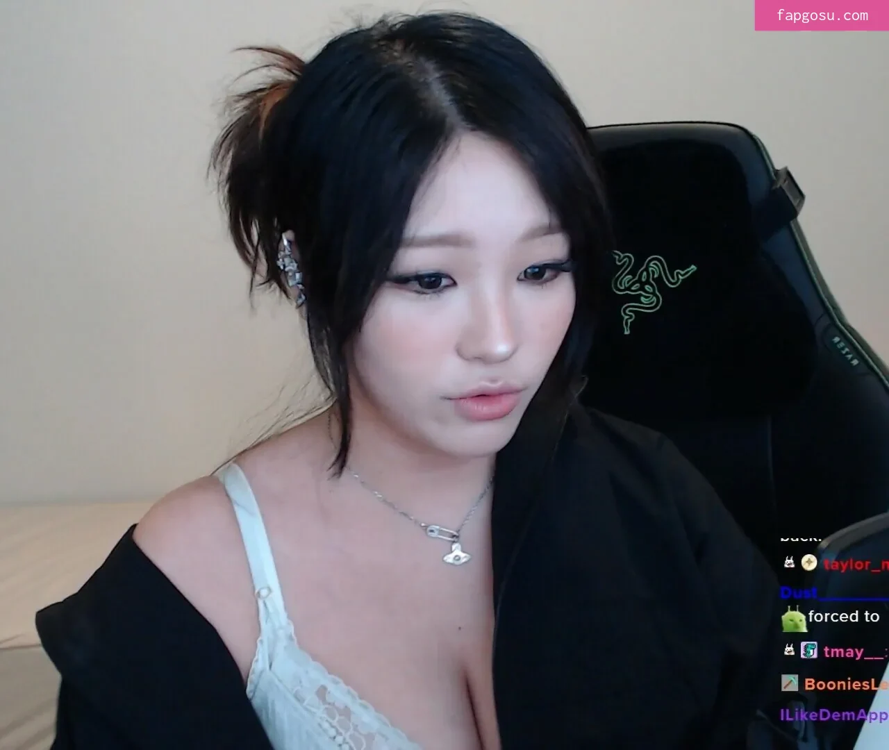 Kang Hee Yoon
