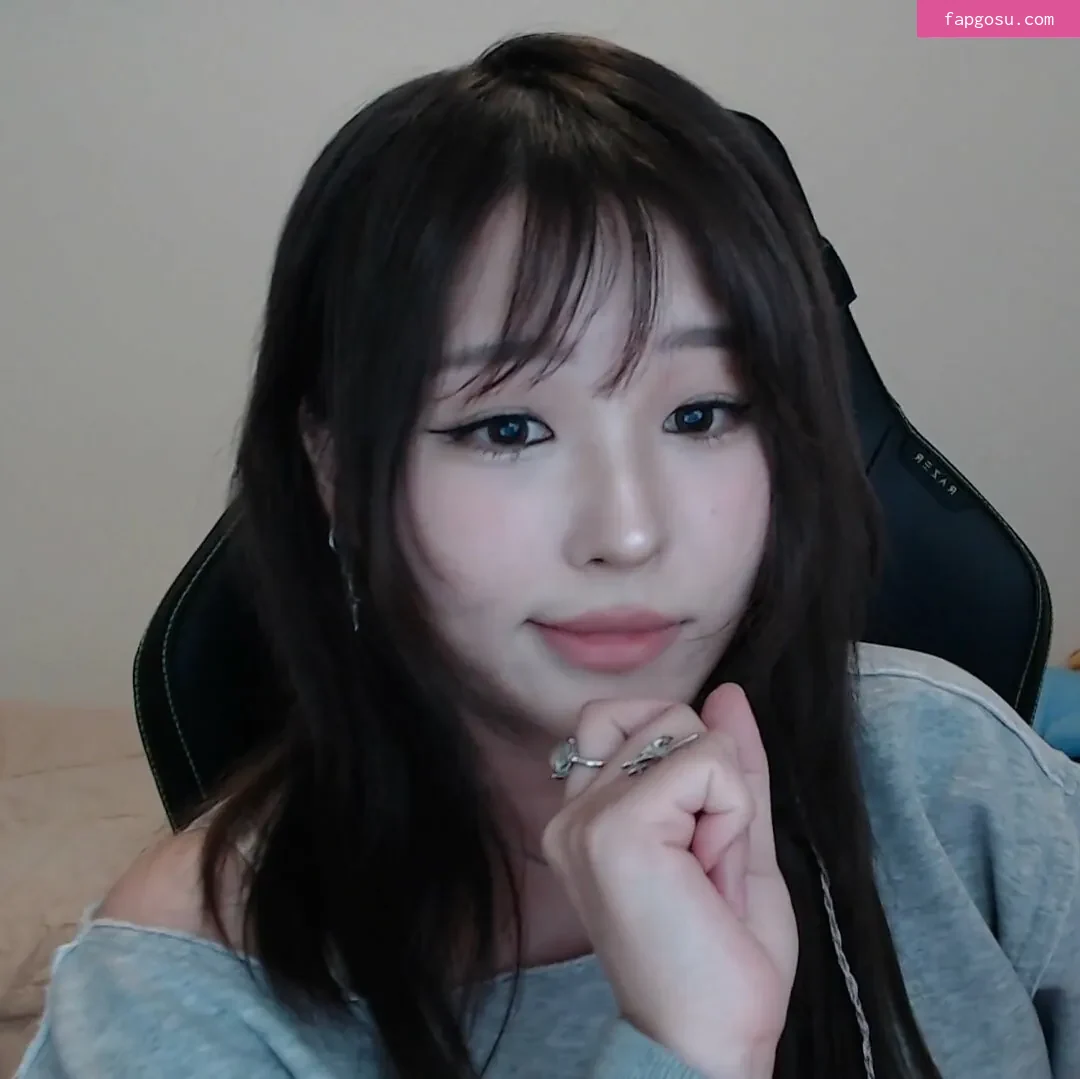 Kang Hee Yoon