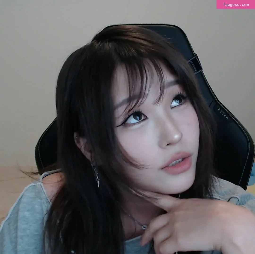 Kang Hee Yoon