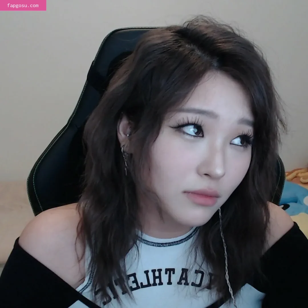Kang Hee Yoon