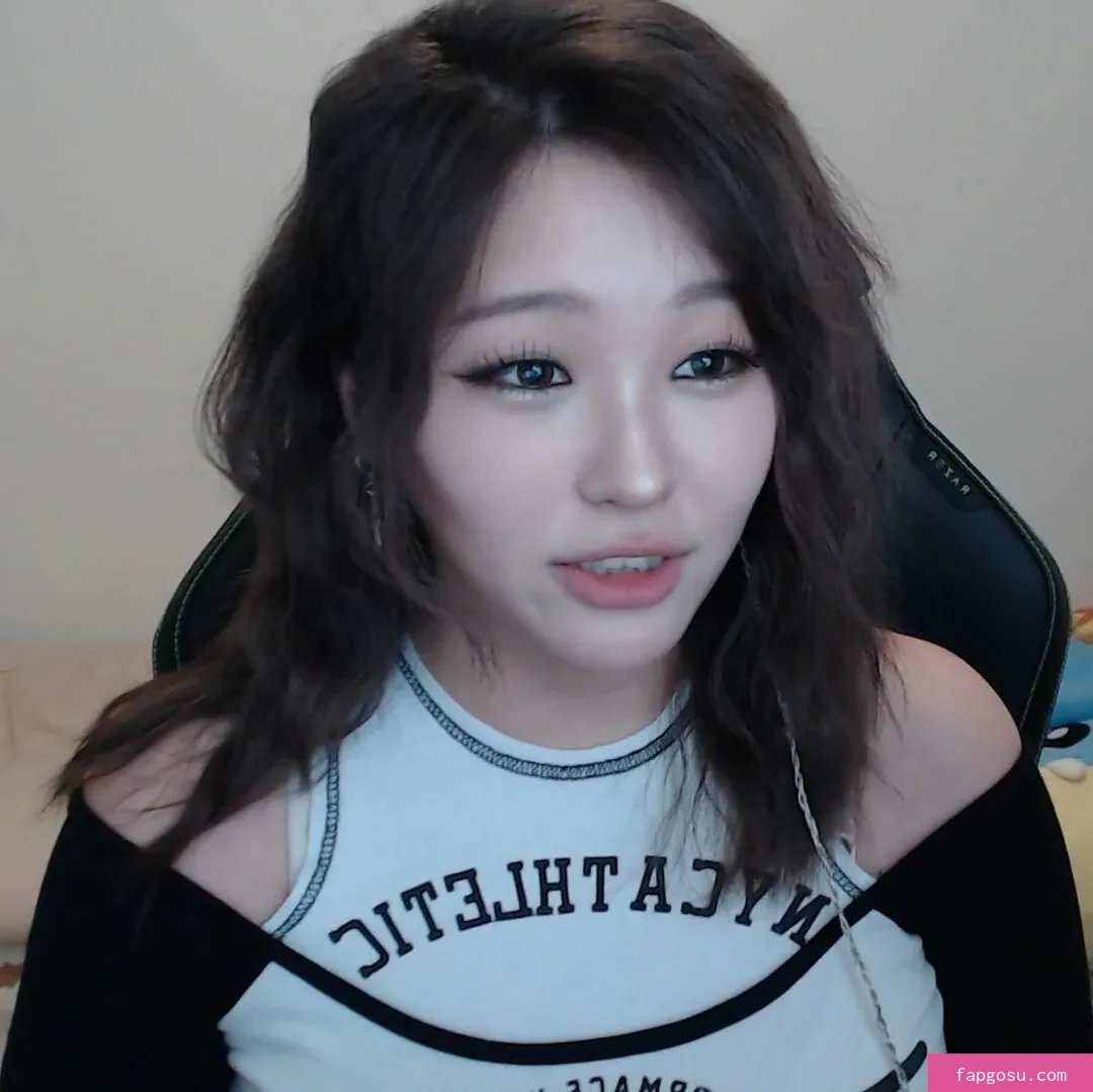 Kang Hee Yoon