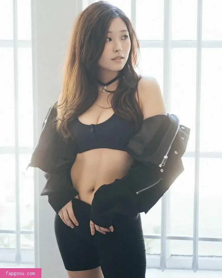 Kang Hee Yoon
