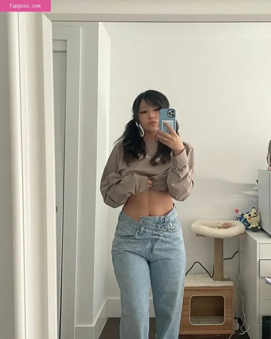 Kang Hee Yoon