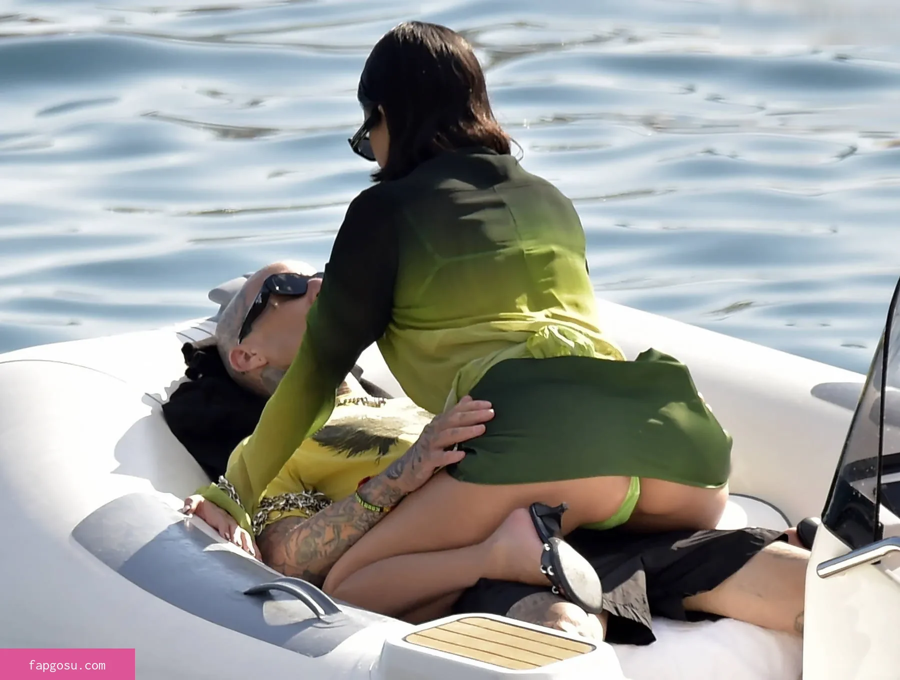 Kourtney Kardashian - Photo #1188