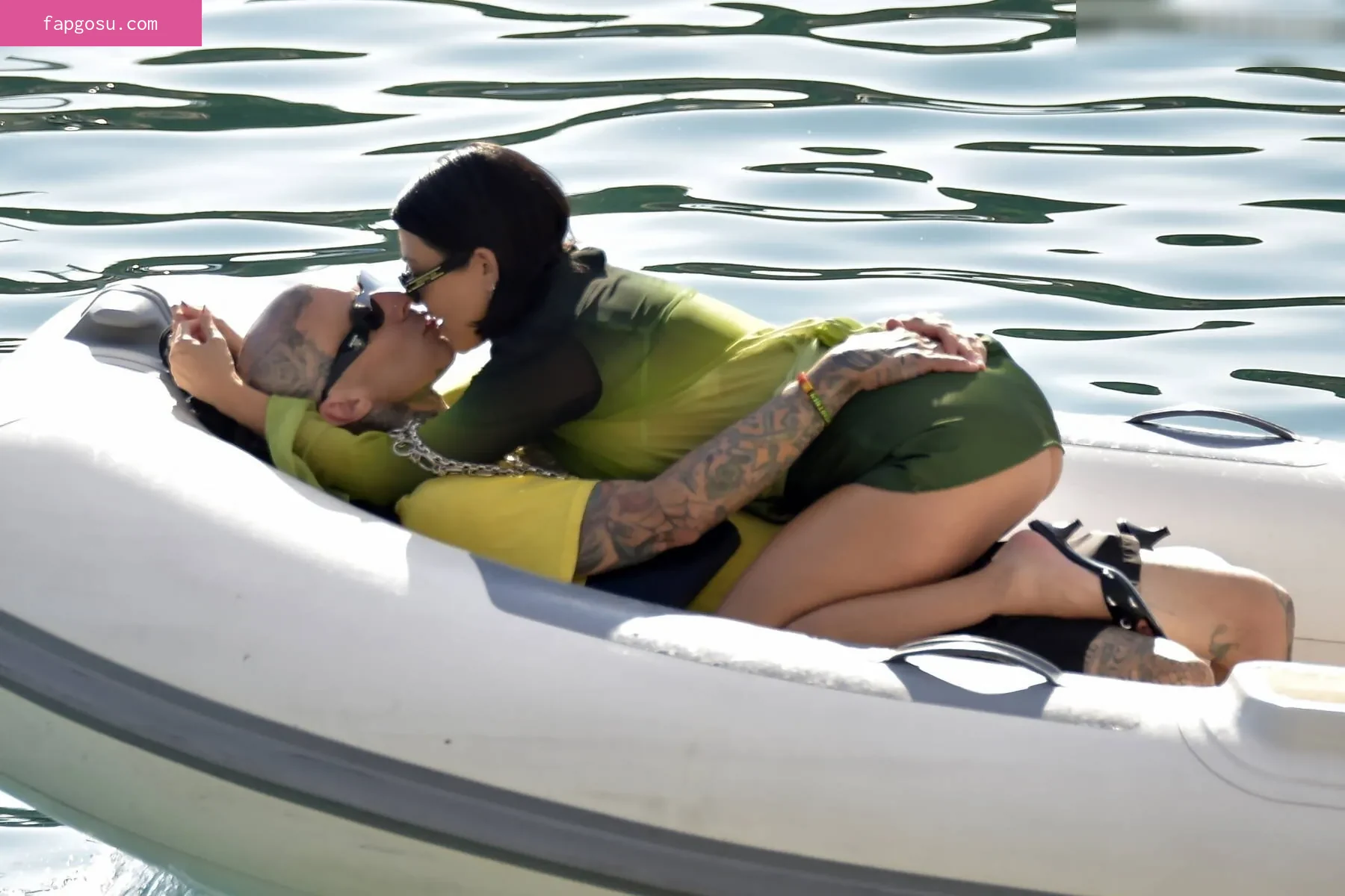 Kourtney Kardashian - Photo #1189