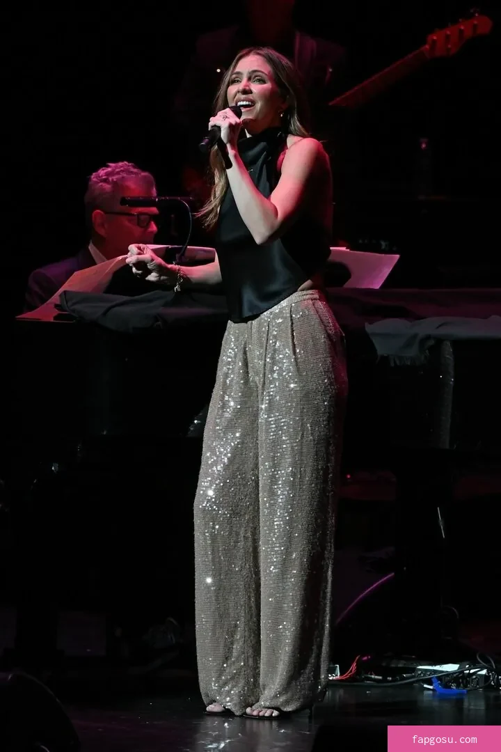 Katharine McPhee