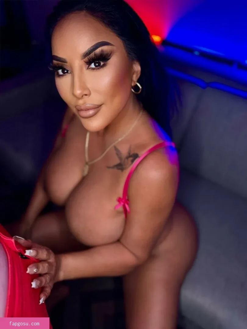 Kiara Mia