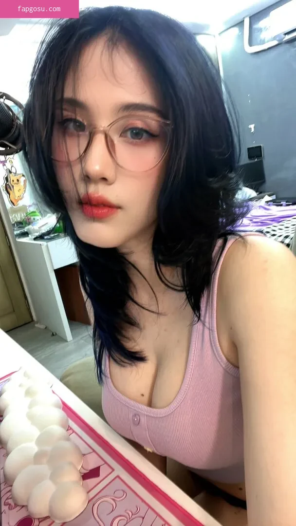 Kura Onee-san
