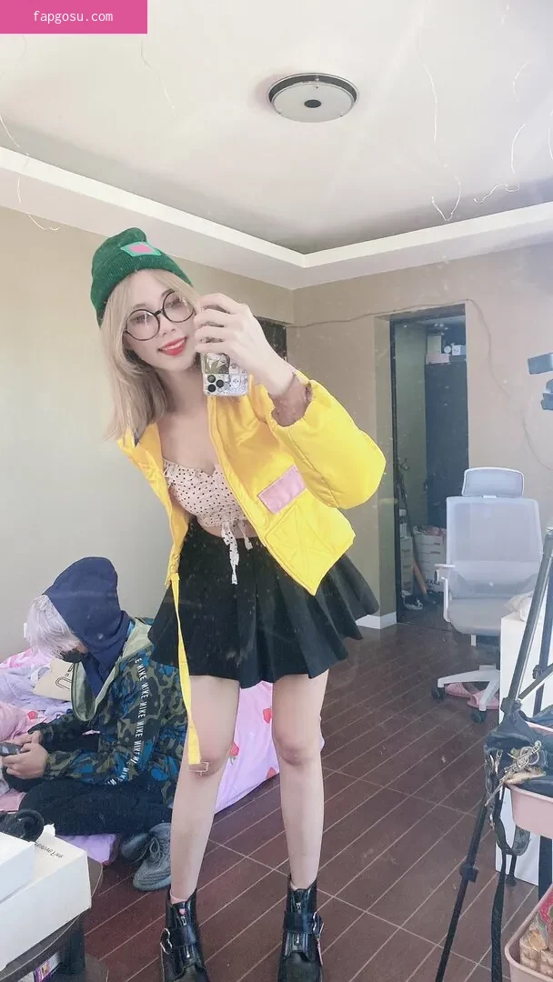 Kura Onee-san
