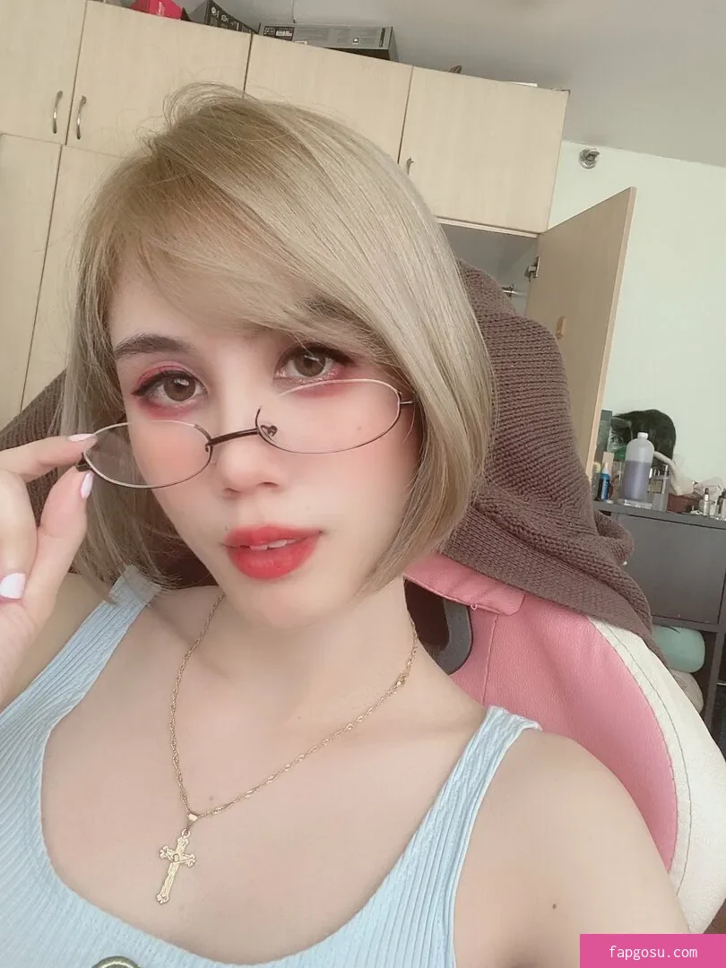 Kura Onee-san