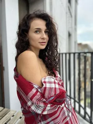 Kate Rich content