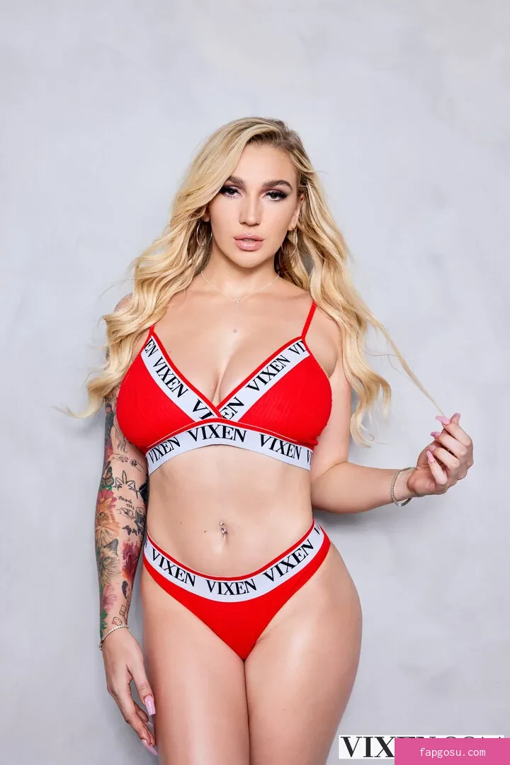 Kendra Sunderland