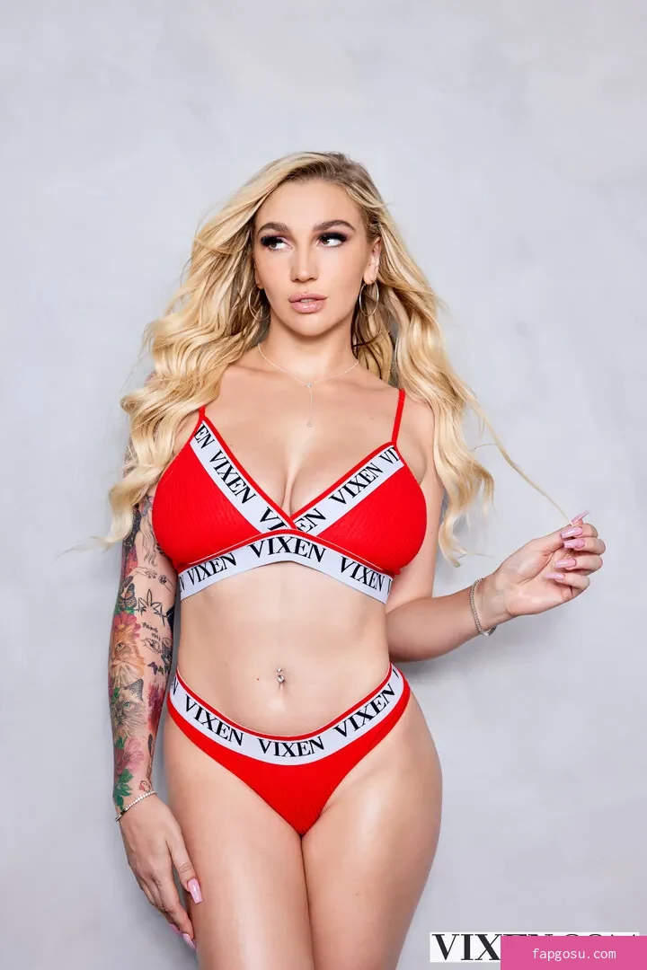 Kendra Sunderland