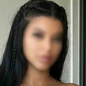 Khloe Valentina